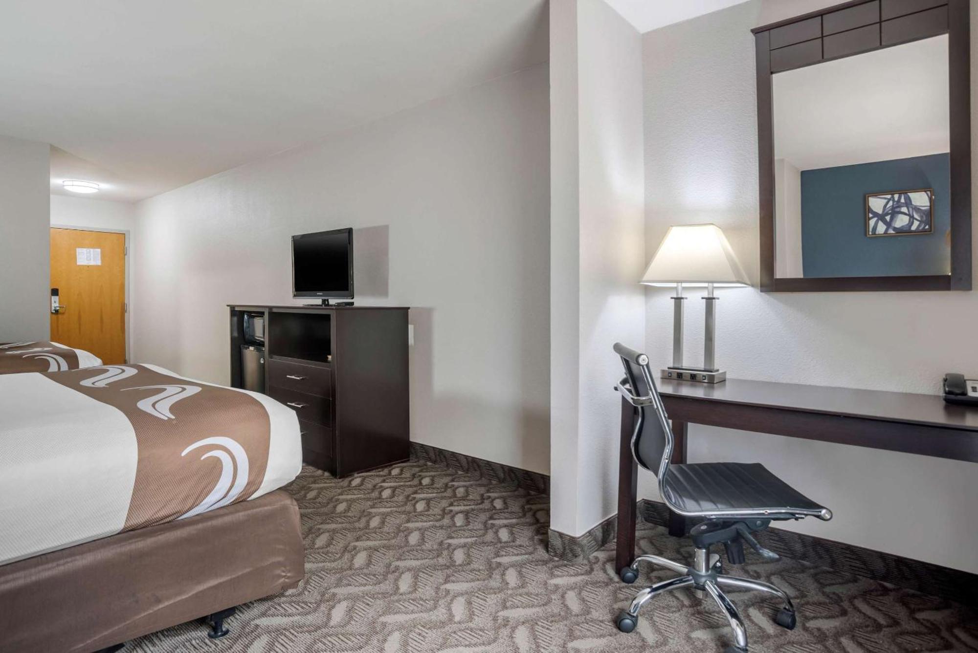 Quality Suites Baton Rouge East - Denham Springs Esterno foto